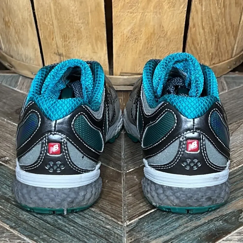 New Balance 1110 Silver Teal Gray Trail Running Shoes Sneakers Womens Size 8 B
